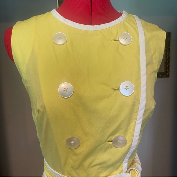 VTG 1950s Yellow Fit & Flare Day Dress / Full Skirt & Wrap Top - Picture 13 of 16